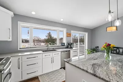 640 Mooreland Circle, Portage, WI 53901 - Photo 14