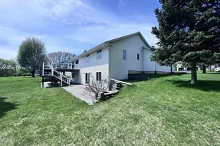 640 Mooreland Circle, Portage, WI 53901 - Photo 48
