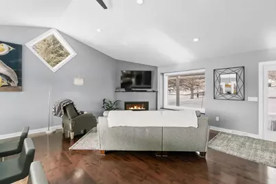 640 Mooreland Circle, Portage, WI 53901 - Photo 8