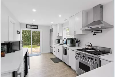 539 Highland Road, Williams Bay, WI 53191 - Photo 6