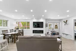 539 Highland Rd, Williams Bay, WI 53191 - Photo 10