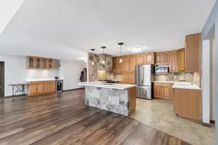 831 Island Ct, Baraboo, WI 53913 - Photo 16