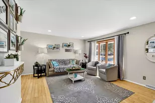 4706 Starker Ave, Madison, WI 53716 - Photo 4