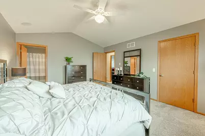 3281 Edmonton Drive, Sun Prairie, WI 53590 - Photo 22