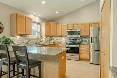 3281 Edmonton Drive, Sun Prairie, WI 53590 - Photo 12