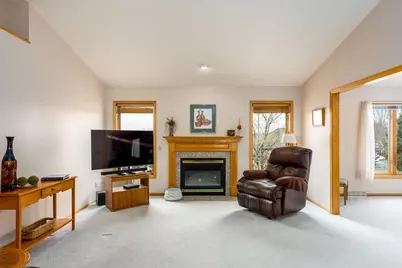 708 S 2nd Street, Mount Horeb, WI 53572 - Photo 10