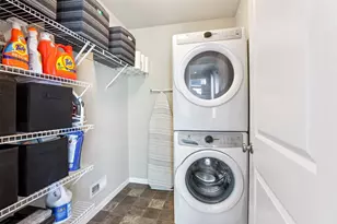 432 Crusader Pt, Waunakee, WI 53597 - Photo 16