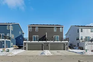 432 Crusader Pt, Waunakee, WI 53597 - Photo 34