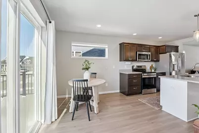 432 Crusader Point, Waunakee, WI 53597 - Photo 12
