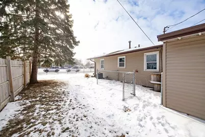 1993 Meadow Drive, Beloit, WI 53511 - Photo 48