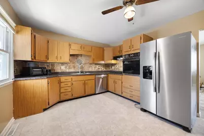 1993 Meadow Drive, Beloit, WI 53511 - Photo 16