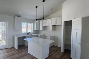 280 Santa Maria Dr, Arlington, WI 53911 - Photo 12