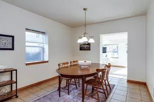 345 Kensington Dr, Madison, WI 53704 - Photo 16