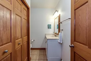 345 Kensington Dr, Madison, WI 53704 - Photo 30