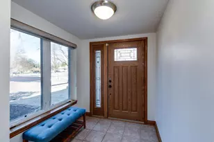 345 Kensington Dr, Madison, WI 53704 - Photo 8