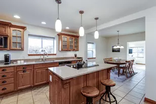 345 Kensington Dr, Madison, WI 53704 - Photo 18