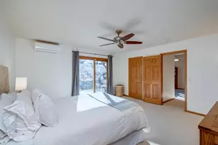 345 Kensington Dr, Madison, WI 53704 - Photo 40