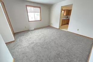 522 Metomen St, Ripon, WI 54971 - Photo 8