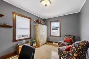 218 E Pleasant St, Portage, WI 53901 - Photo 14