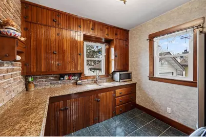 218 E Pleasant Street, Portage, WI 53901 - Photo 10