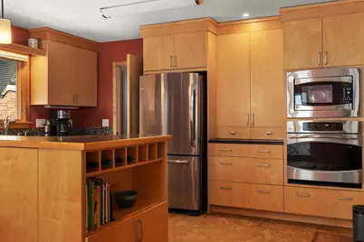 605 Cedar Street, Madison, WI 53715 - Photo 12