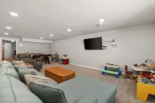 108 Drumlin Cir, Oregon, WI 53575 - Photo 30