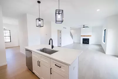 3805 N Woodbury Lane, Janesville, WI 53545 - Photo 6