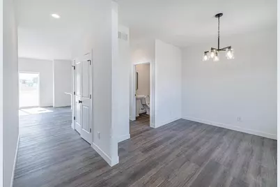 3805 N Woodbury Lane, Janesville, WI 53545 - Photo 8