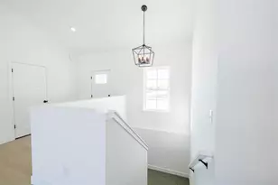 3740 N Woodbury Ln, Janesville, WI 53545 - Photo 8