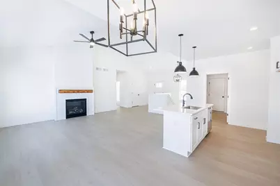 3740 Woodbury Lane, Janesville, WI 53545 - Photo 6