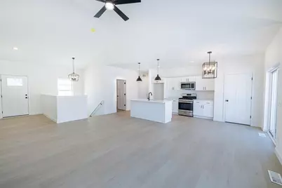 3740 N Woodbury Lane, Janesville, WI 53545 - Photo 6