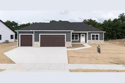 3740 N Woodbury Lane, Janesville, WI 53545 - Photo 2