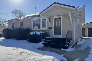 2207 12th Ave, Monroe, WI 53566 - Photo 2