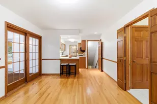 201 S Kenosha Dr, Madison, WI 53705 - Photo 16