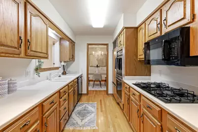 201 S Kenosha Drive, Madison, WI 53705 - Photo 12