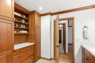 201 S Kenosha Dr, Madison, WI 53705 - Photo 34