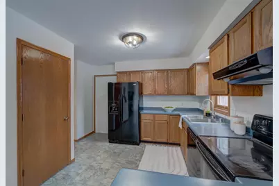 3149 Silverton Trail, Madison, WI 53719 - Photo 16