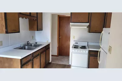 104 - 104 1/2 Mechanic Street, Edgerton, WI 53534 - Photo 14