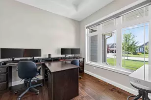 810 Lynn St, Waunakee, WI 53597 - Photo 34