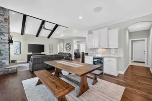 810 Lynn St, Waunakee, WI 53597 - Photo 12