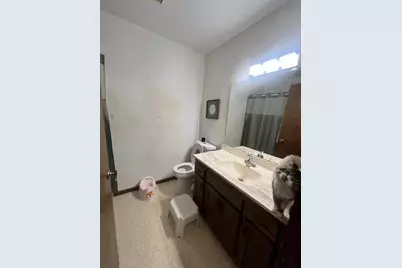 5026 Piccadilly Drive, Madison, WI 53714 - Photo 8