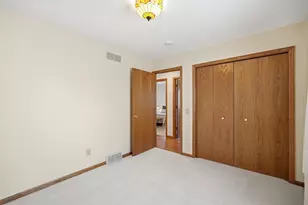 2610 Green Ridge Dr, Madison, WI 53704 - Photo 46