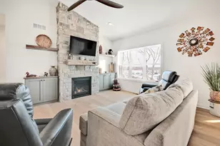 4147 Fox Frst Wy, DeForest, WI 53532 - Photo 12