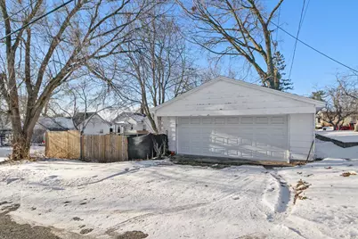 410 E Howard Street, Portage, WI 53901 - Photo 26