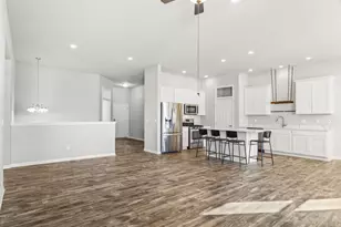 932 Margarets Wy, Belleville, WI 53508 - Photo 6