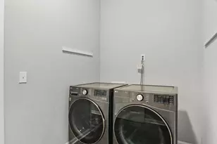 932 Margarets Wy, Belleville, WI 53508 - Photo 24