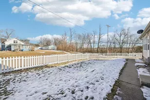 632 E Cook St, Portage, WI 53901 - Photo 36