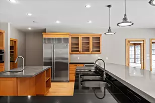 4517 Shooting Star Ave, Middleton, WI 53562 - Photo 12