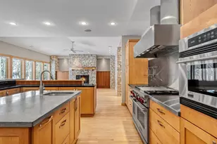 4517 Shooting Star Ave, Middleton, WI 53562 - Photo 24