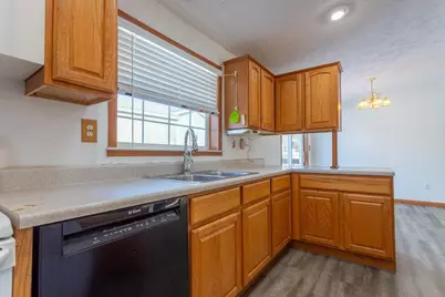 108 Smoke Signal Lane, East Dubuque, IL 60125 - Photo 6